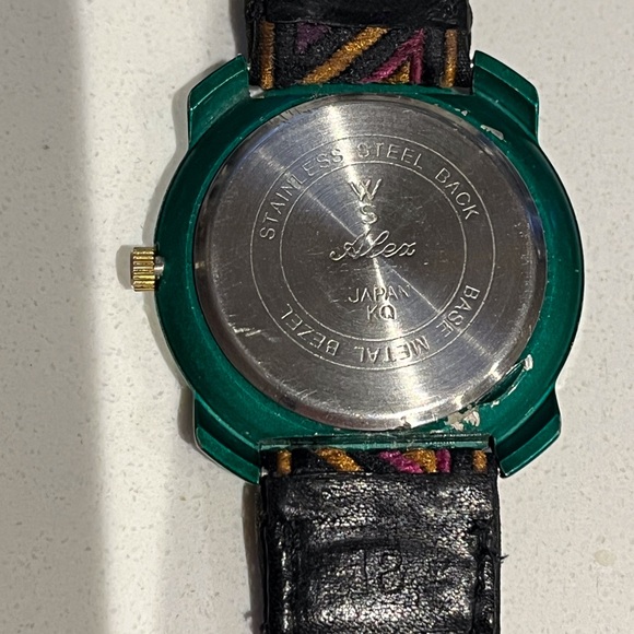 1990s Benetton quartz watch - Picture 3 of 7